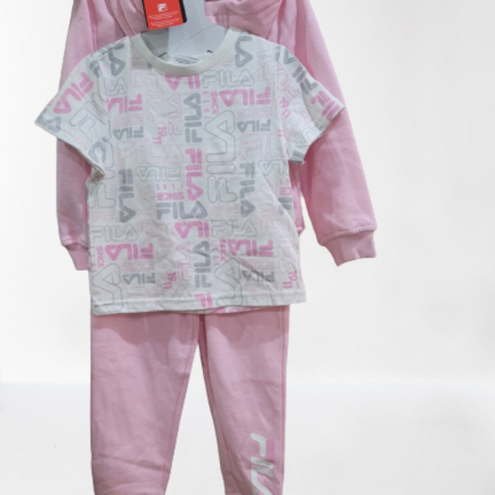 Let your child step out in style in this brand new 3 piece fila set. 2T - 8T